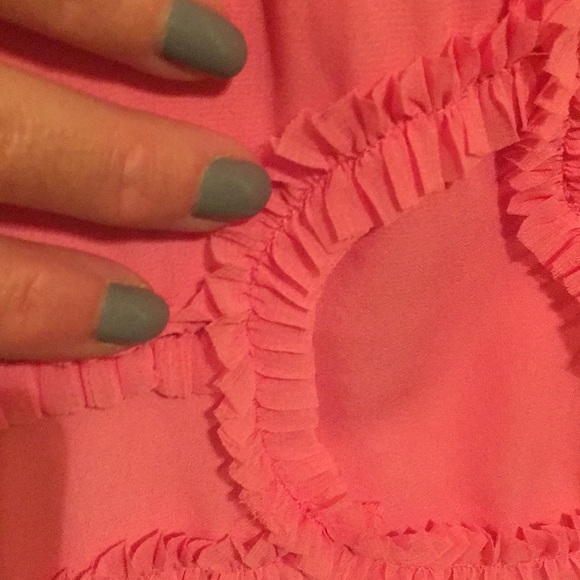 Charming Charlie! Pretty pink sleeveless blouse. - Picture 3 of 4